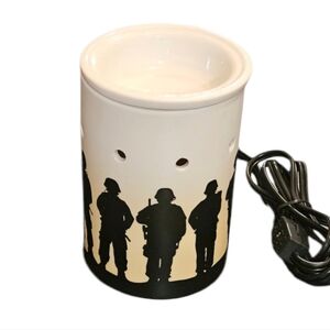 Scentsy Service & Sacrifice Wax Warmer designed as a tribute to the military